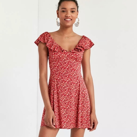 NWOT: Daisy May Red Floral Ruffle Dress - Picture 1 of 7